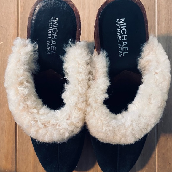 Michael Kors Winter Mules - Picture 3 of 5